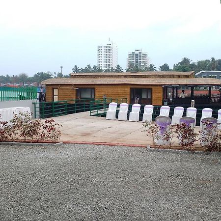 Global Backwater Resort Kollam Exterior photo