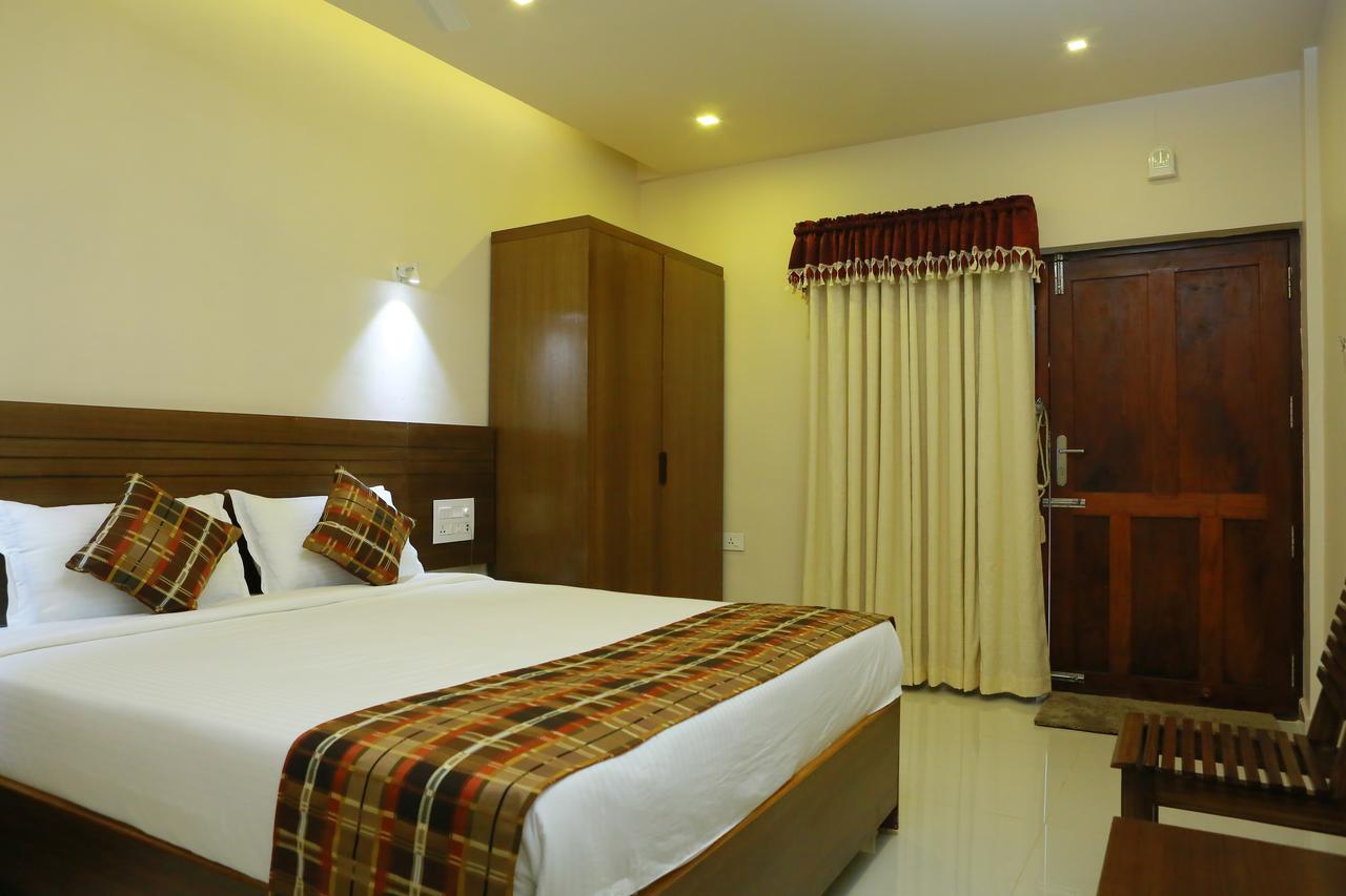 Global Backwater Resort Kollam Exterior photo
