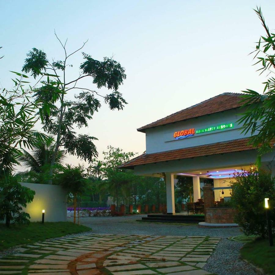 Global Backwater Resort Kollam Exterior photo