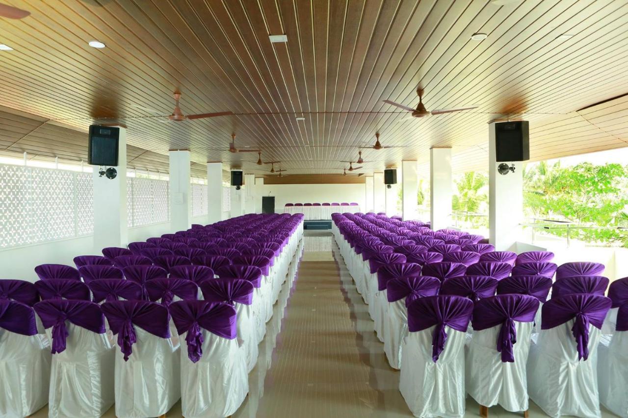 Global Backwater Resort Kollam Exterior photo